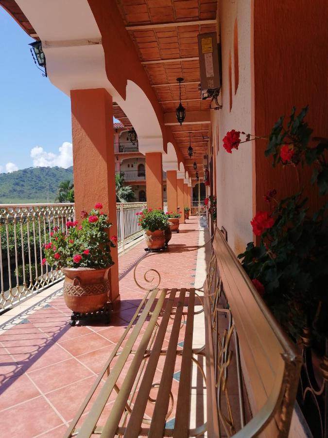 Hotel Providencia Талпа де Аленде Екстериор снимка